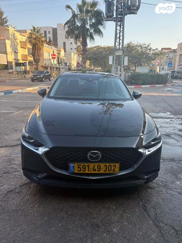 מודעת רכב מאזדה 3
