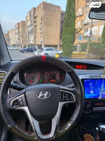 מודעת רכב יונדאי i20
