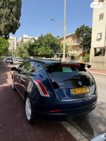 מודעת רכב לנצ'יה דלתא