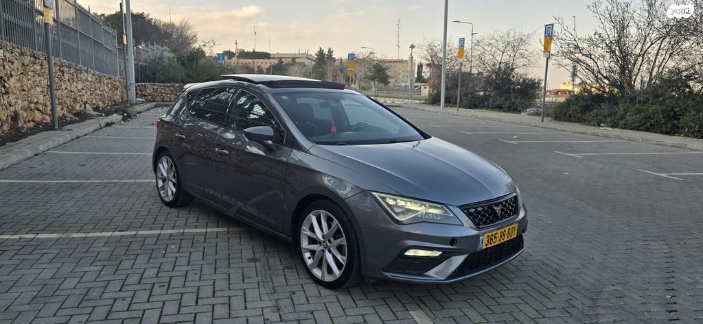 מודעת רכב סיאט לאון