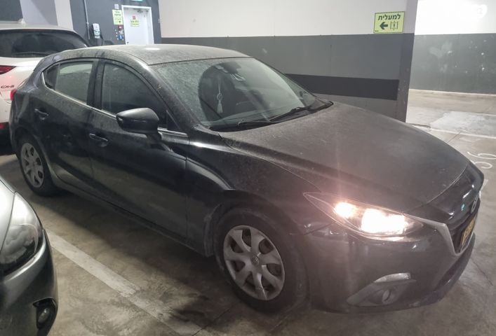 מודעת רכב מאזדה 3