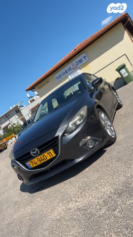 מודעת רכב מאזדה 3