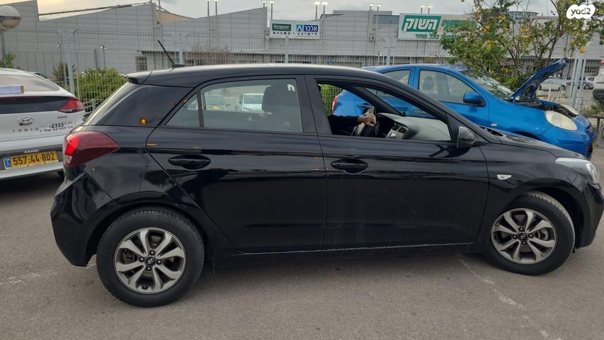 מודעת רכב יונדאי i20