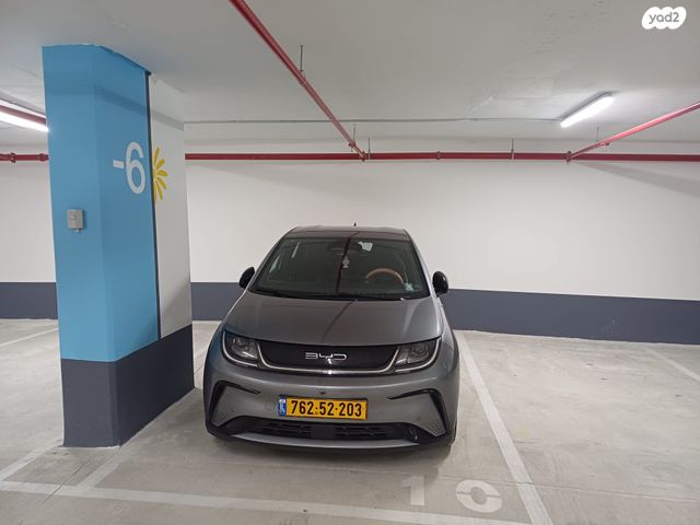 מודעת רכב בי.ווי.די דולפין