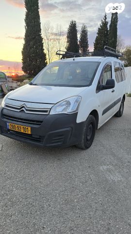 מודעת רכב סיטרואן ברלינגו