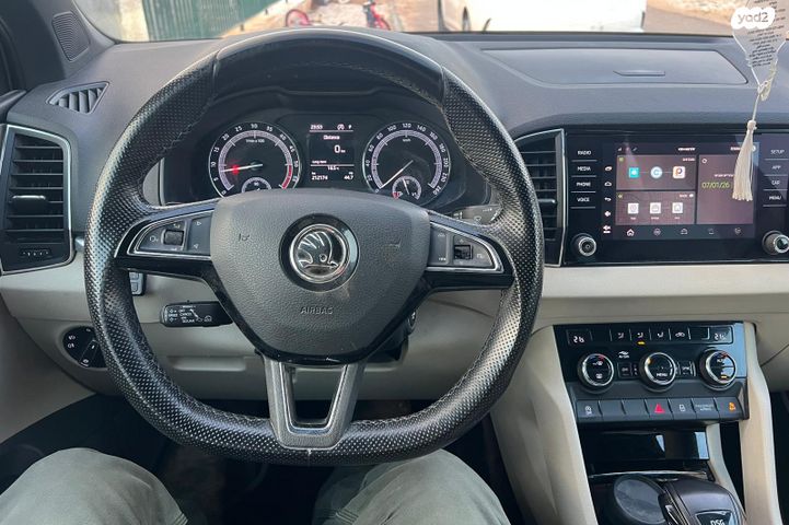 מודעת רכב סקודה קארוק