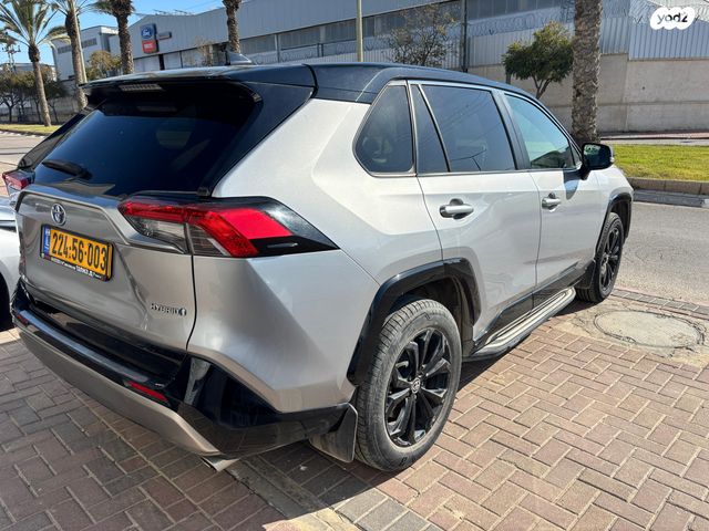מודעת רכב טויוטה RAV4