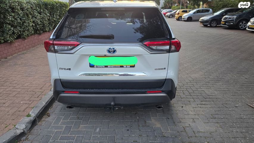 מודעת רכב טויוטה RAV4