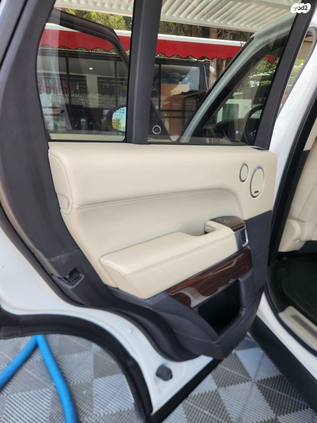 לנד רובר ריינג' רובר