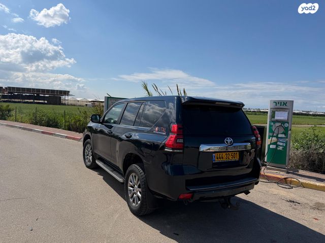 מודעת רכב טויוטה לנד קרוזר