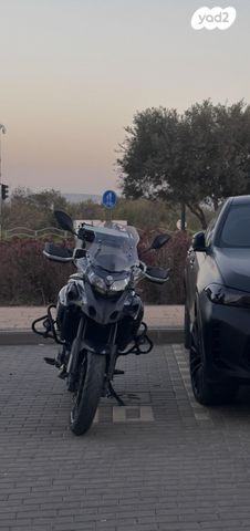 מודעת רכב בנלי TRK 502