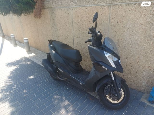 מודעת רכב קימקו DINK 125R