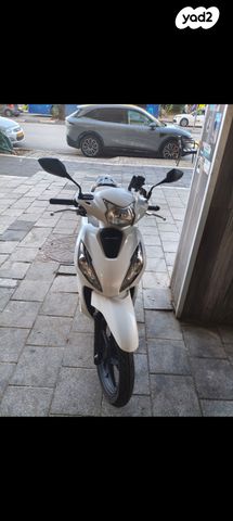 מודעת רכב הונדה ויז'ן 110