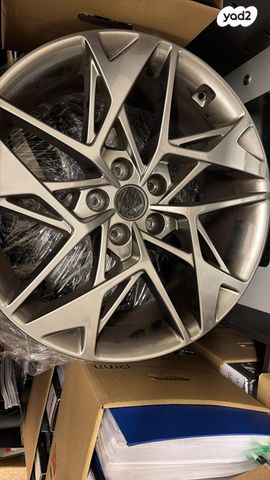 feedItemObj.data.row_1