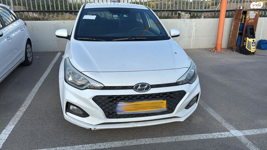 מודעת רכב יונדאי i20