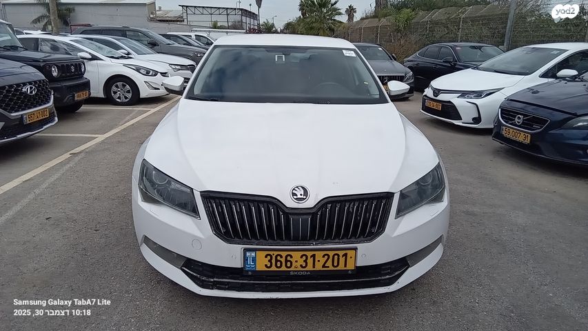 מודעת רכב סקודה סופרב