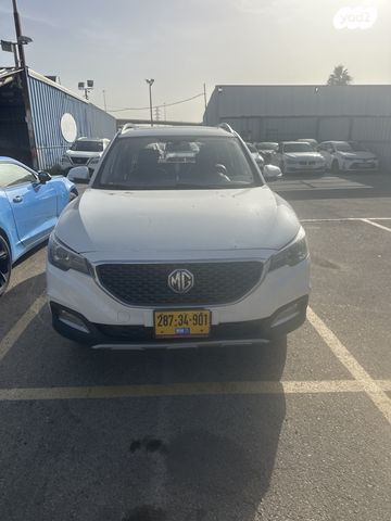 מודעת רכב אם ג'י ZS