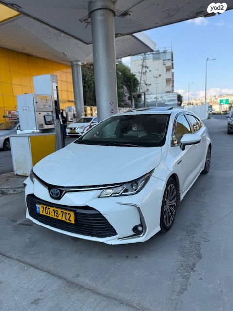 מודעת רכב טויוטה קורולה