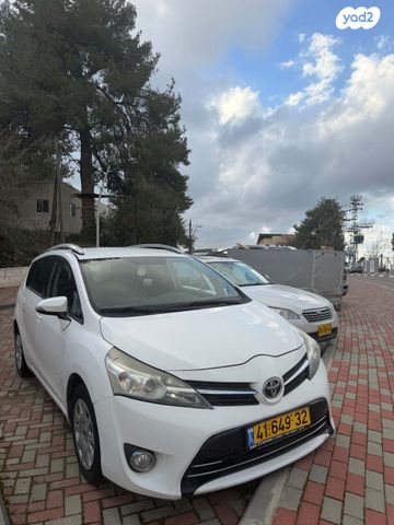 מודעת רכב טויוטה ורסו