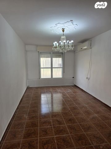 קלמן גבריאלוב 13