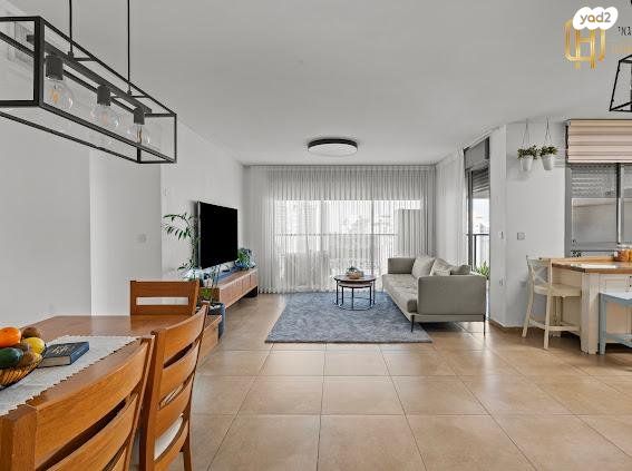 שדרות האלונים 2