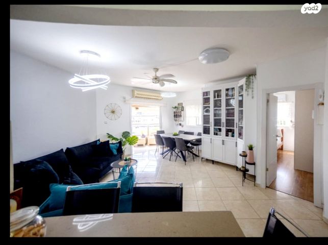 דירה, שעריים, רחובות