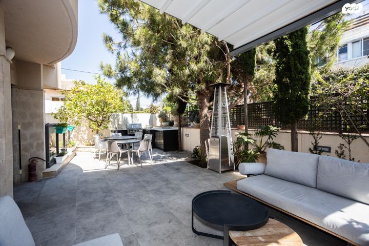 הרצליה הצעירה