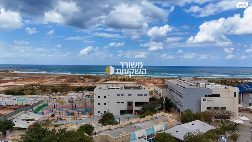 הגוש הגדול, רמת אביב החדשה, נופי ים