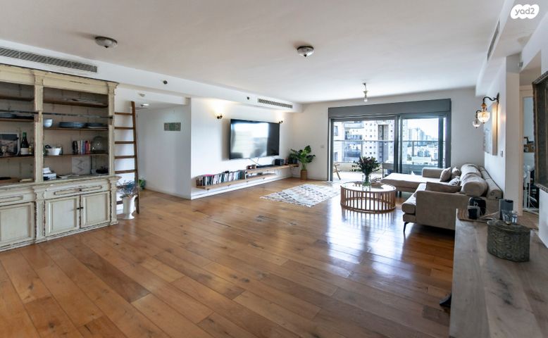 אליהו בן חור 