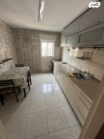 דרך החטיבות 14