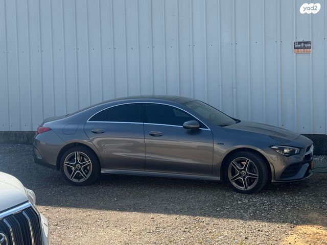 מודעת רכב מרצדס-בנץ CLA