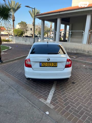 מודעת רכב סקודה ראפיד