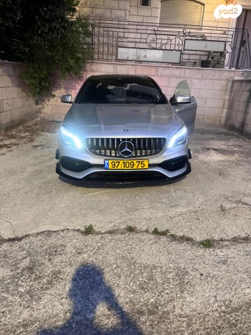 מודעת רכב מרצדס-בנץ CLA