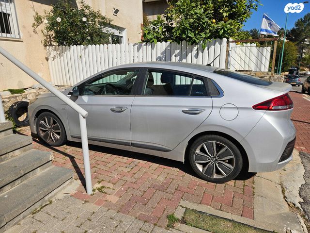 מודעת רכב יונדאי איוניק