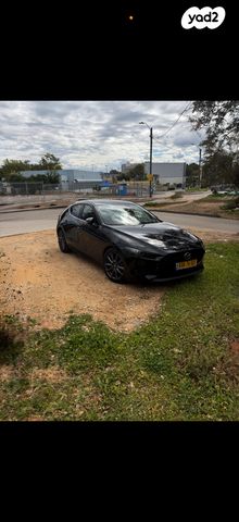 מודעת רכב מאזדה 3