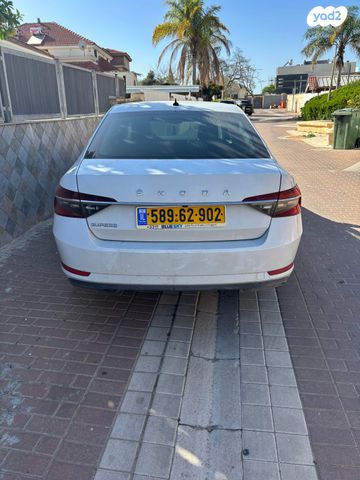 מודעת רכב סקודה סופרב