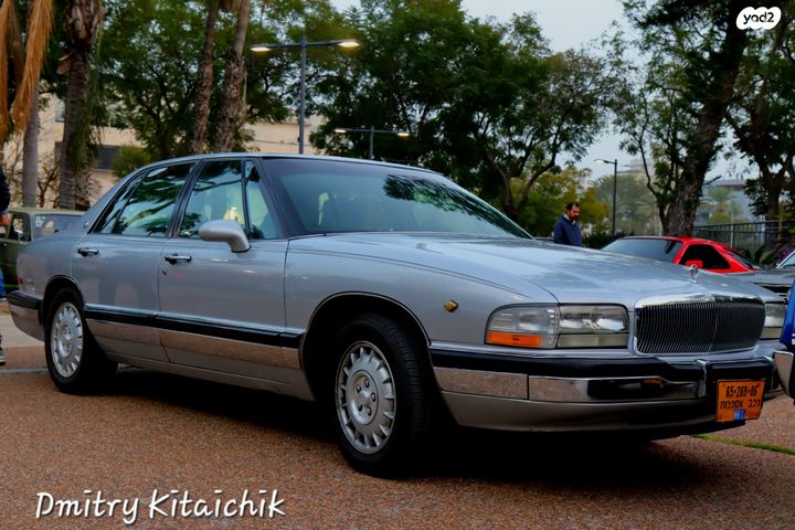 מודעת רכב ביואיק פארק אבניו