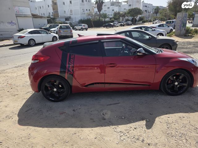 מודעת רכב יונדאי ולוסטר