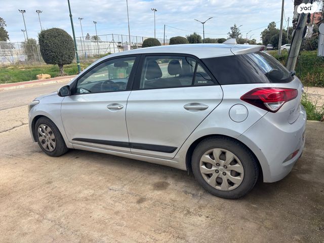 מודעת רכב יונדאי i20