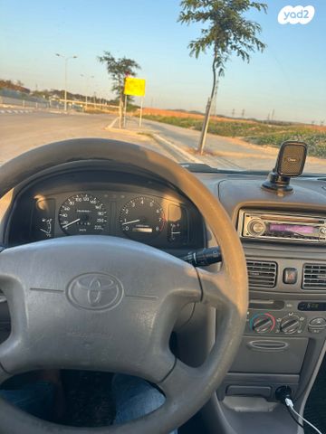 מודעת רכב טויוטה קורולה