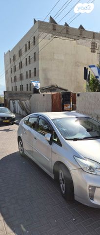 מודעת רכב טויוטה פריוס