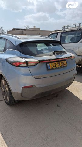 מודעת רכב ג׳ילי Geometry C