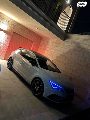 מודעת רכב סיאט לאון