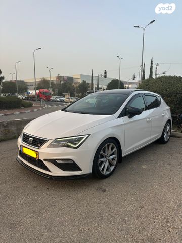 מודעת רכב סיאט לאון