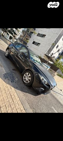 מודעת רכב מאזדה 3