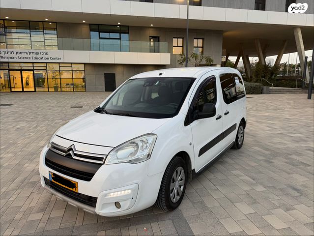 מודעת רכב סיטרואן ברלינגו