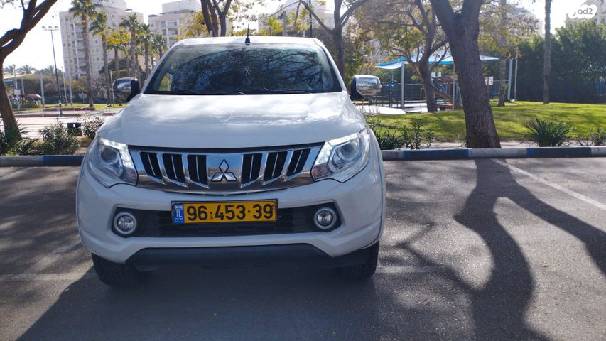 מודעת רכב מיצובישי טרייטון / L200