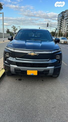 מודעת רכב שברולט סילברדו EV