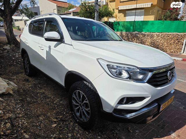 מודעת רכב סאנגיונג רקסטון