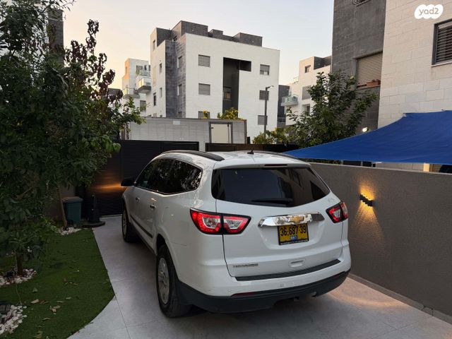 מודעת רכב שברולט טראוורס